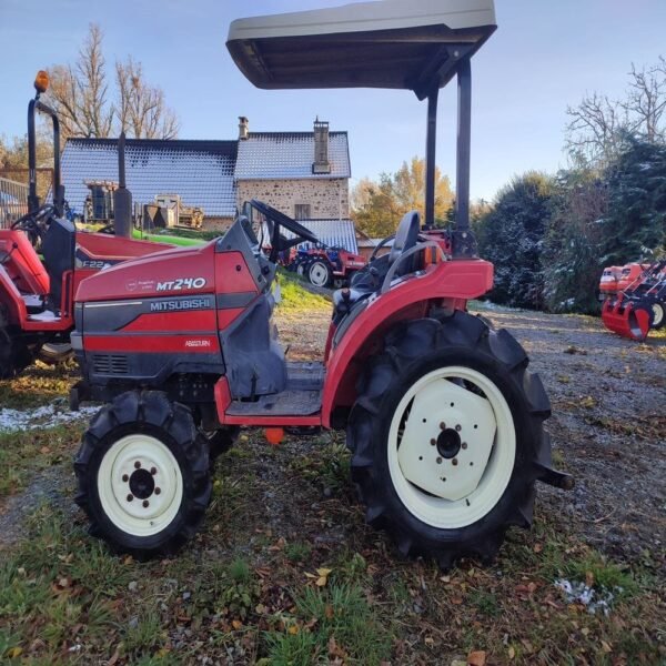 Mitsubishi MT-240 D/A (646h) (2411)